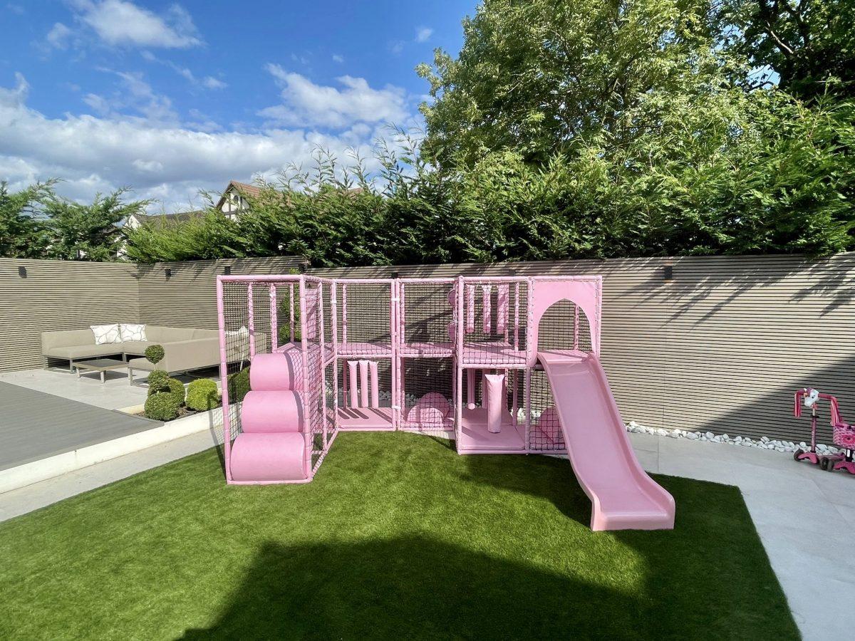 KIDS MOBILE CLIMING FRAME FOR HIRE