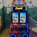 Cashless arcade game with tap to pay card and mobile payments